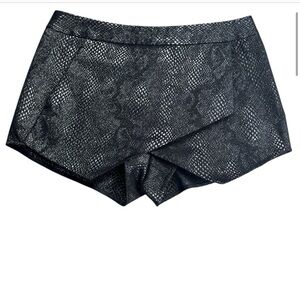 Express Women's Mini Metalic Snakeskin Skort - Size 10